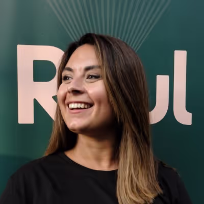 Portrait of Esen Bulut, co-founder of Ruul.